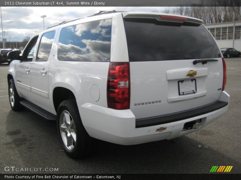 Summit White / Ebony 2011 Chevrolet Suburban LT 4x4