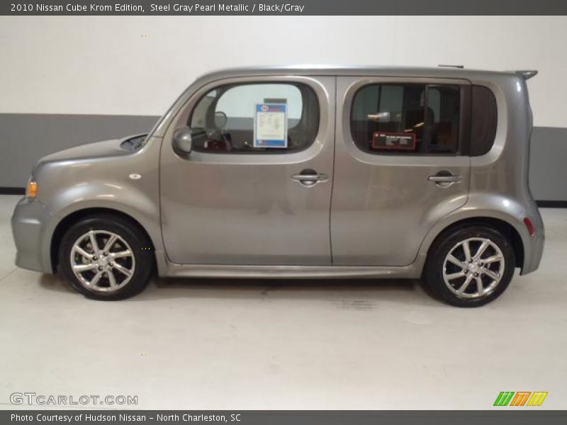 Steel Gray Pearl Metallic / Black/Gray 2010 Nissan Cube Krom Edition