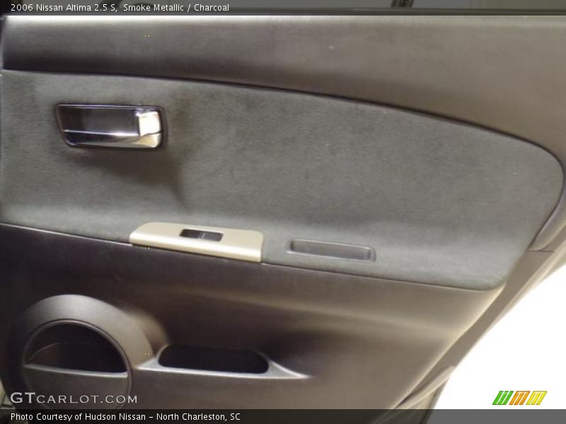 Smoke Metallic / Charcoal 2006 Nissan Altima 2.5 S