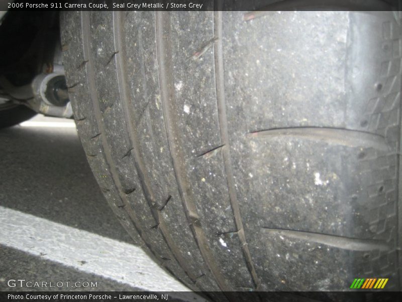 Seal Grey Metallic / Stone Grey 2006 Porsche 911 Carrera Coupe
