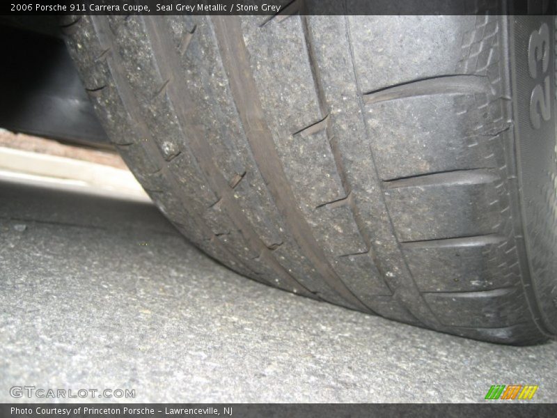 Seal Grey Metallic / Stone Grey 2006 Porsche 911 Carrera Coupe