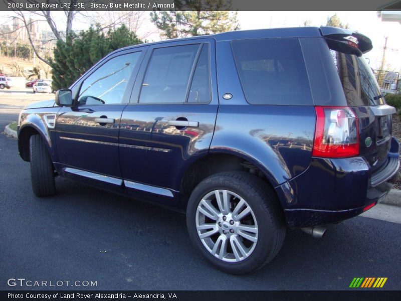 Biscay Blue Metallic / Almond 2009 Land Rover LR2 HSE