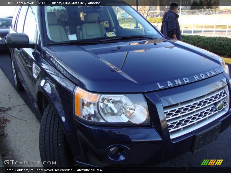 Biscay Blue Metallic / Almond 2009 Land Rover LR2 HSE