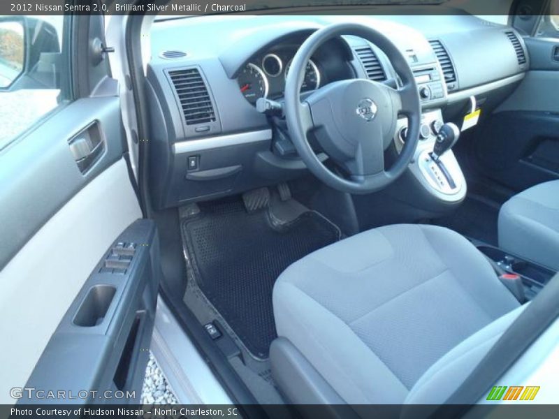 Brilliant Silver Metallic / Charcoal 2012 Nissan Sentra 2.0