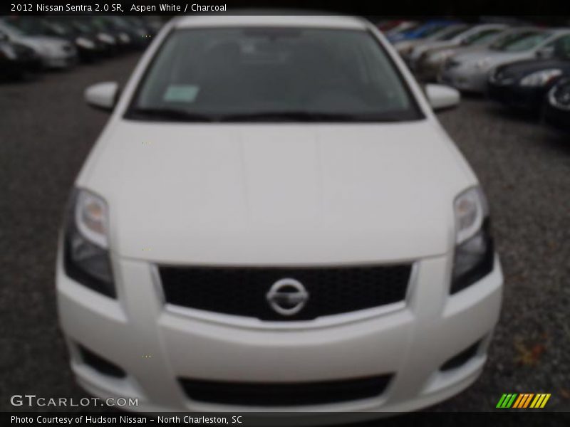 Aspen White / Charcoal 2012 Nissan Sentra 2.0 SR