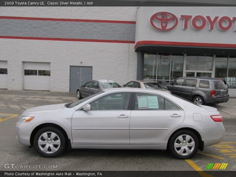 Classic Silver Metallic / Ash 2009 Toyota Camry LE