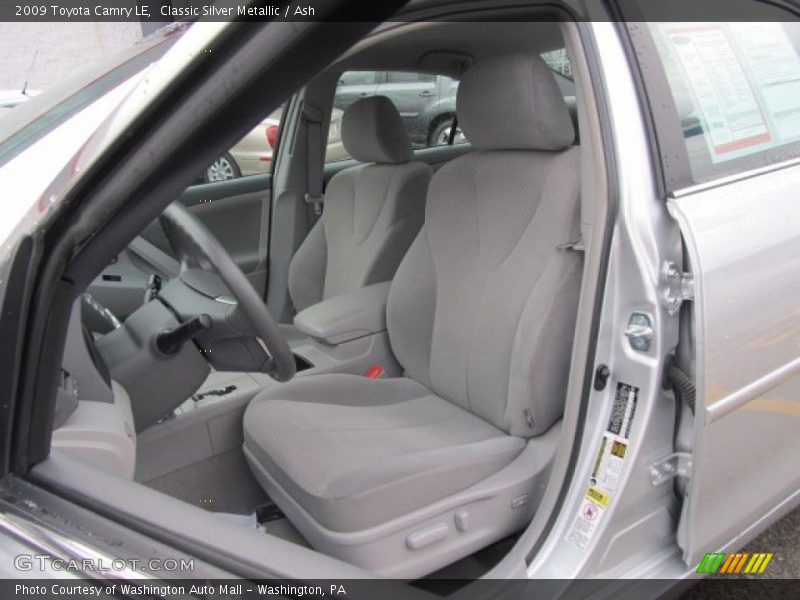 Classic Silver Metallic / Ash 2009 Toyota Camry LE
