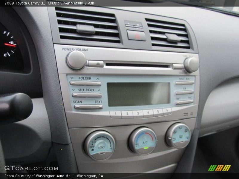 Classic Silver Metallic / Ash 2009 Toyota Camry LE