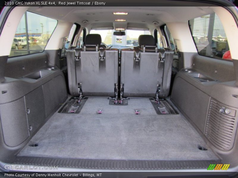  2010 Yukon XL SLE 4x4 Trunk
