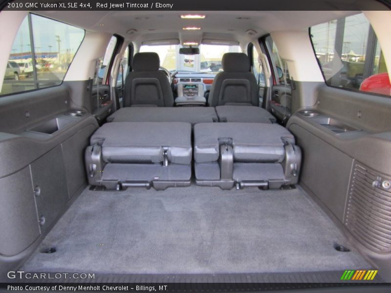  2010 Yukon XL SLE 4x4 Trunk