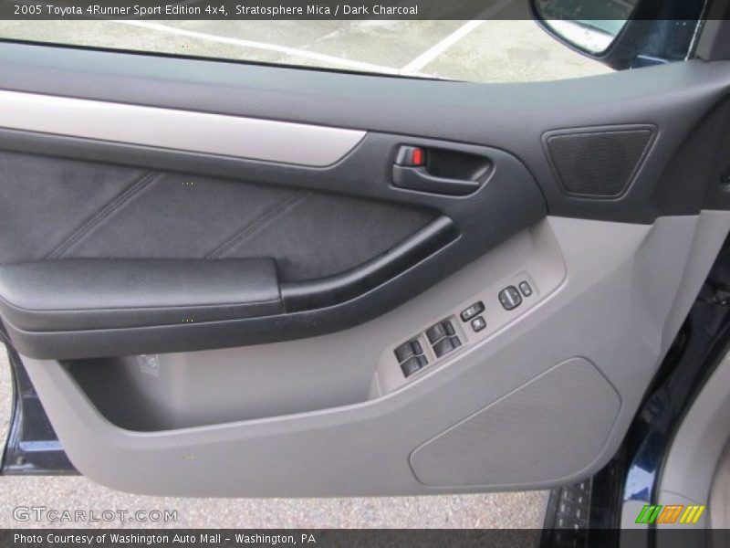 Stratosphere Mica / Dark Charcoal 2005 Toyota 4Runner Sport Edition 4x4