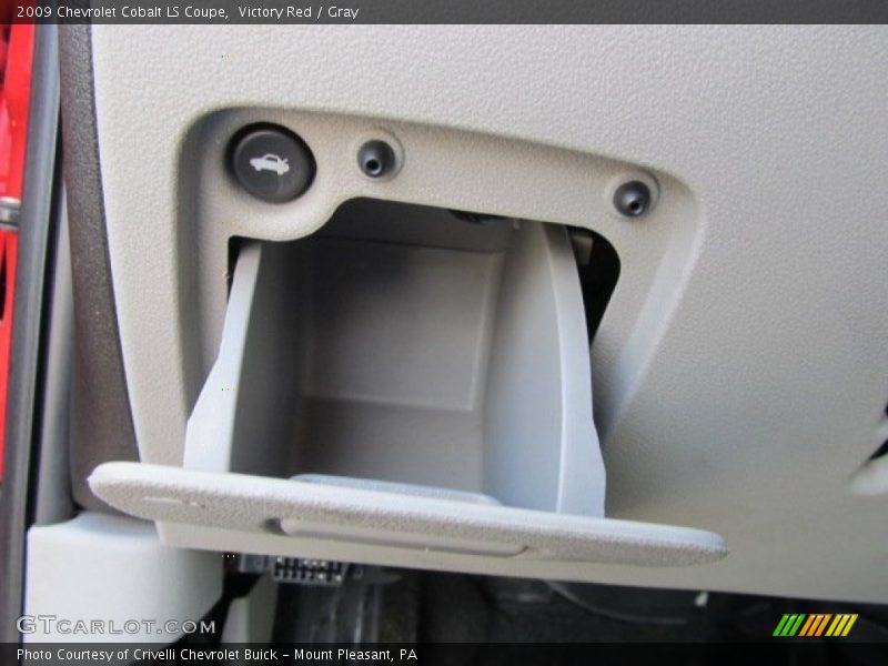 Victory Red / Gray 2009 Chevrolet Cobalt LS Coupe