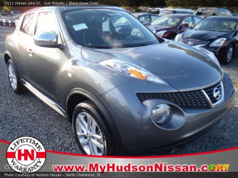 Gun Metallic / Black/Silver Trim 2012 Nissan Juke SV