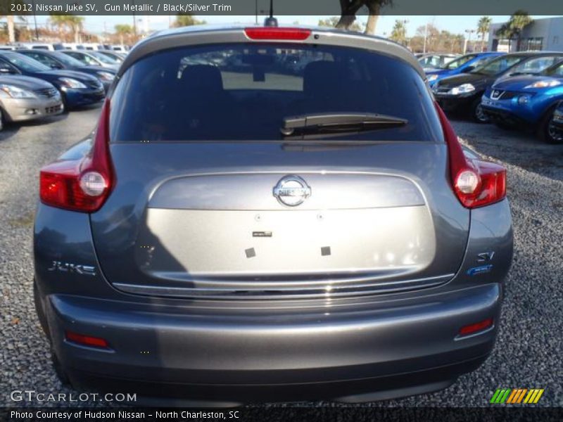 Gun Metallic / Black/Silver Trim 2012 Nissan Juke SV
