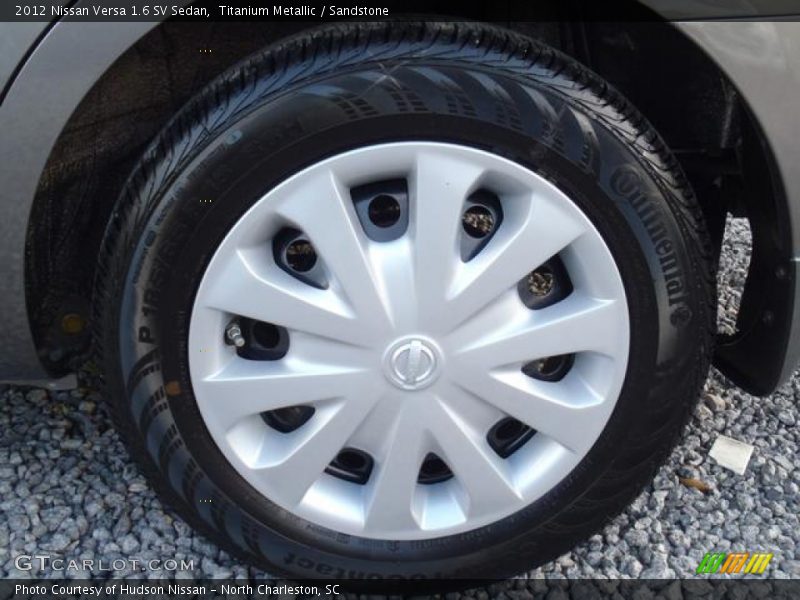  2012 Versa 1.6 SV Sedan Wheel