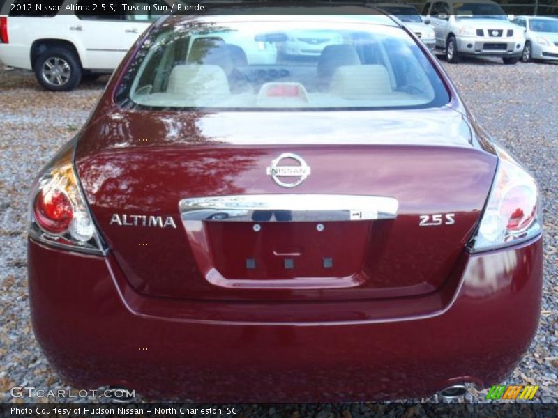 Tuscan Sun / Blonde 2012 Nissan Altima 2.5 S
