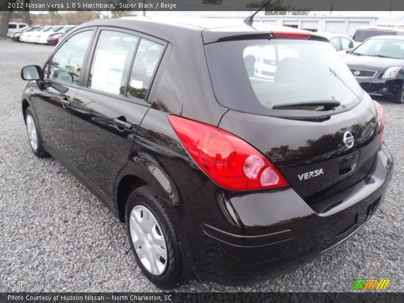 Super Black / Beige 2012 Nissan Versa 1.8 S Hatchback