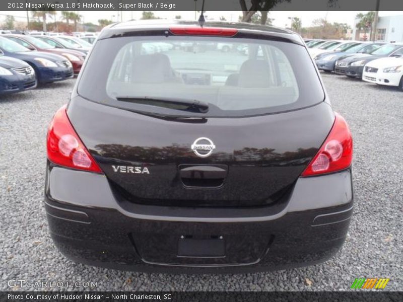 Super Black / Beige 2012 Nissan Versa 1.8 S Hatchback