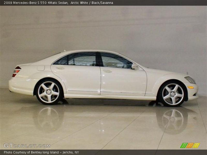 Arctic White / Black/Savanna 2009 Mercedes-Benz S 550 4Matic Sedan