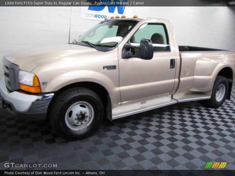 Pueblo Gold Metallic / Camel 1999 Ford F350 Super Duty XL Regular Cab Dually