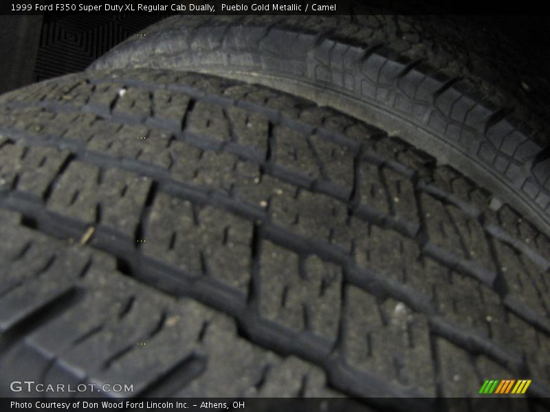 Pueblo Gold Metallic / Camel 1999 Ford F350 Super Duty XL Regular Cab Dually