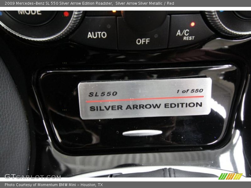  2009 SL 550 Silver Arrow Edition Roadster Logo