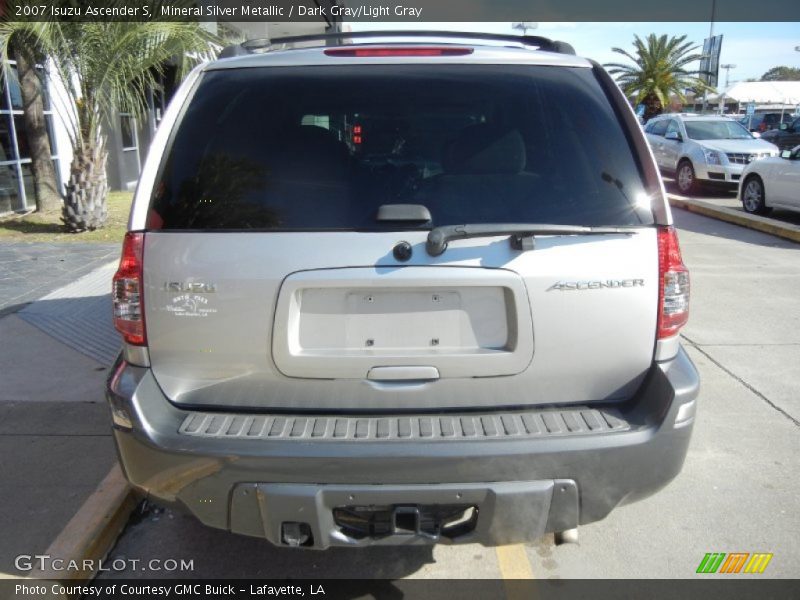 Mineral Silver Metallic / Dark Gray/Light Gray 2007 Isuzu Ascender S