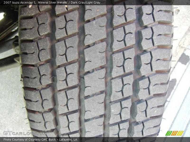 Mineral Silver Metallic / Dark Gray/Light Gray 2007 Isuzu Ascender S