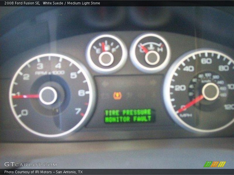 White Suede / Medium Light Stone 2008 Ford Fusion SE