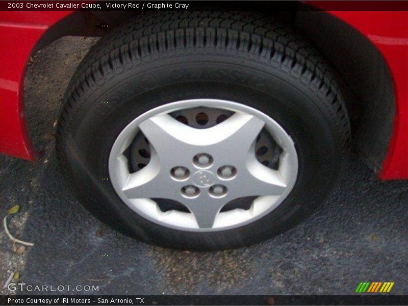 Victory Red / Graphite Gray 2003 Chevrolet Cavalier Coupe