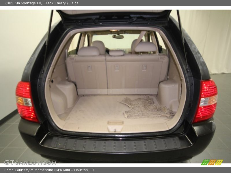 Black Cherry / Beige 2005 Kia Sportage EX