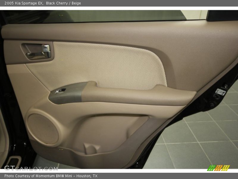Black Cherry / Beige 2005 Kia Sportage EX
