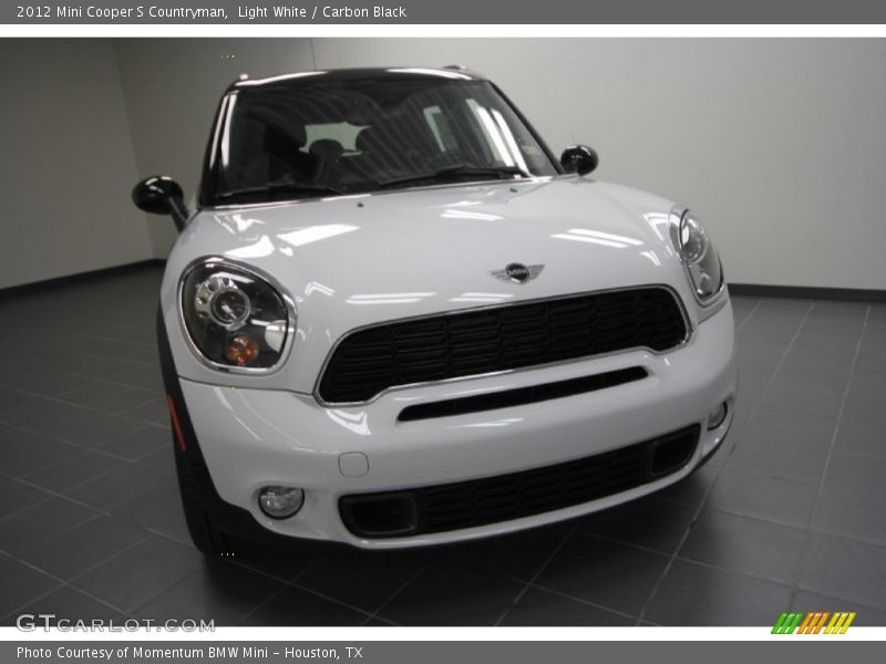 Light White / Carbon Black 2012 Mini Cooper S Countryman