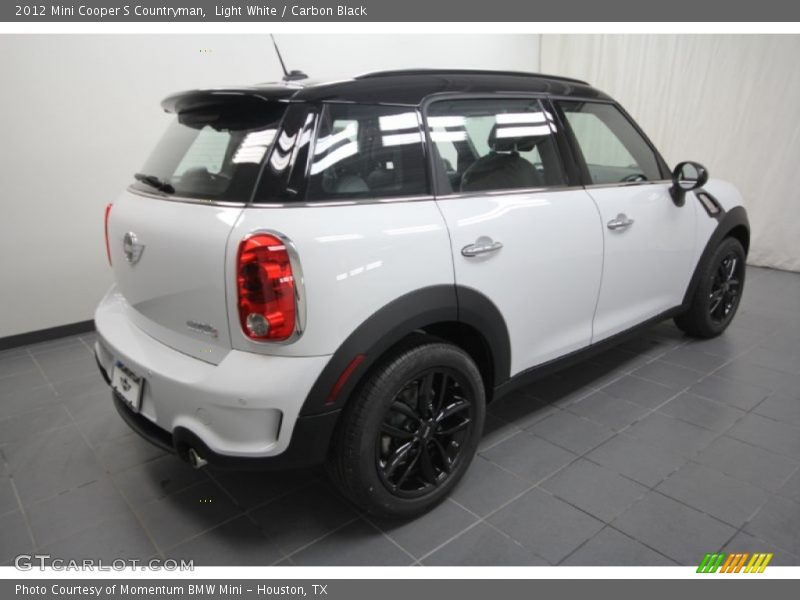 Light White / Carbon Black 2012 Mini Cooper S Countryman