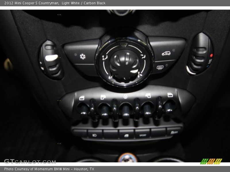 Light White / Carbon Black 2012 Mini Cooper S Countryman