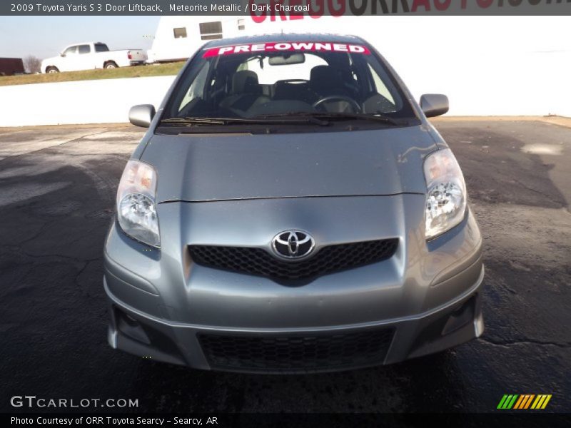 Meteorite Metallic / Dark Charcoal 2009 Toyota Yaris S 3 Door Liftback