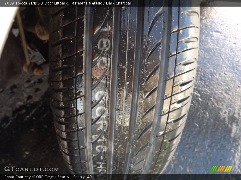 Meteorite Metallic / Dark Charcoal 2009 Toyota Yaris S 3 Door Liftback