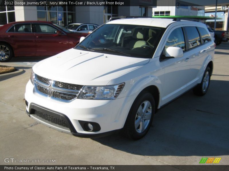 Ivory White Tri-Coat / Black/Light Frost Beige 2012 Dodge Journey SXT
