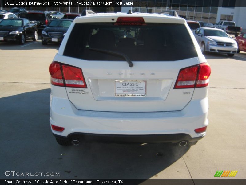 Ivory White Tri-Coat / Black/Light Frost Beige 2012 Dodge Journey SXT