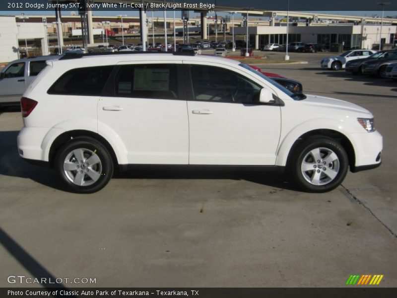 Ivory White Tri-Coat / Black/Light Frost Beige 2012 Dodge Journey SXT