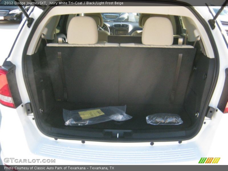 Ivory White Tri-Coat / Black/Light Frost Beige 2012 Dodge Journey SXT