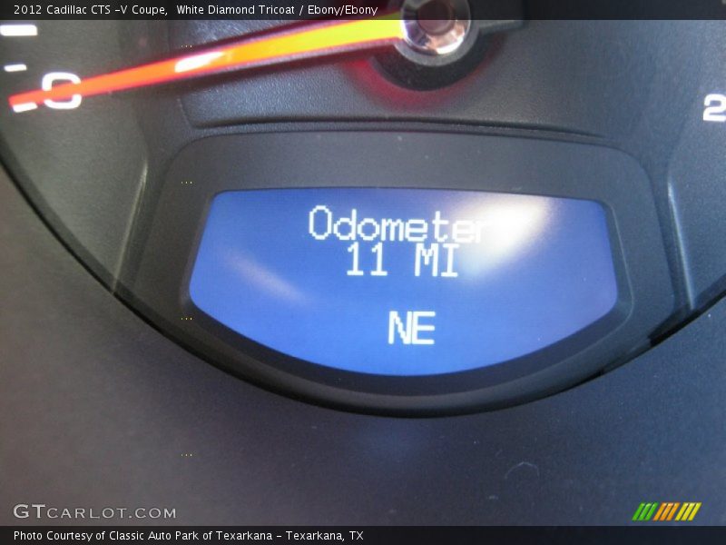 White Diamond Tricoat / Ebony/Ebony 2012 Cadillac CTS -V Coupe