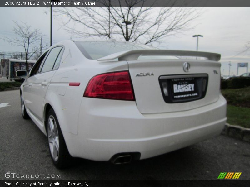 White Diamond Pearl / Camel 2006 Acura TL 3.2