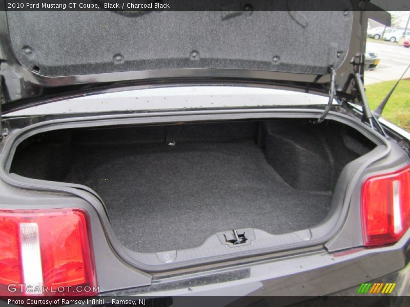 Black / Charcoal Black 2010 Ford Mustang GT Coupe
