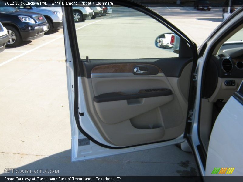 White Diamond Tricoat / Cashmere 2012 Buick Enclave FWD