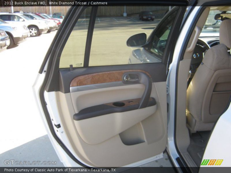 White Diamond Tricoat / Cashmere 2012 Buick Enclave FWD