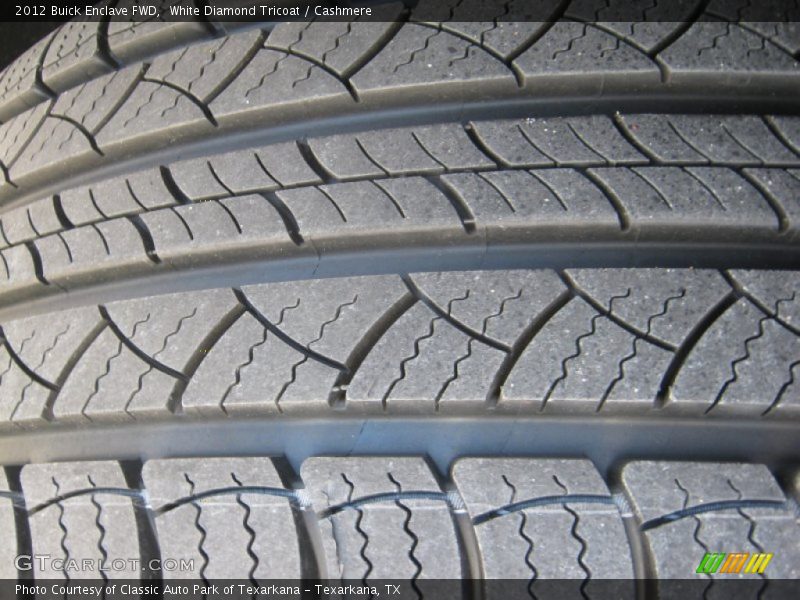 White Diamond Tricoat / Cashmere 2012 Buick Enclave FWD