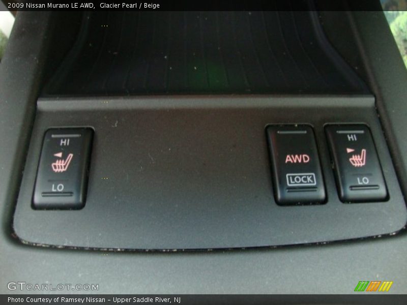 Glacier Pearl / Beige 2009 Nissan Murano LE AWD