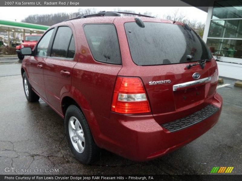 Radiant Red / Beige 2007 Kia Sorento LX