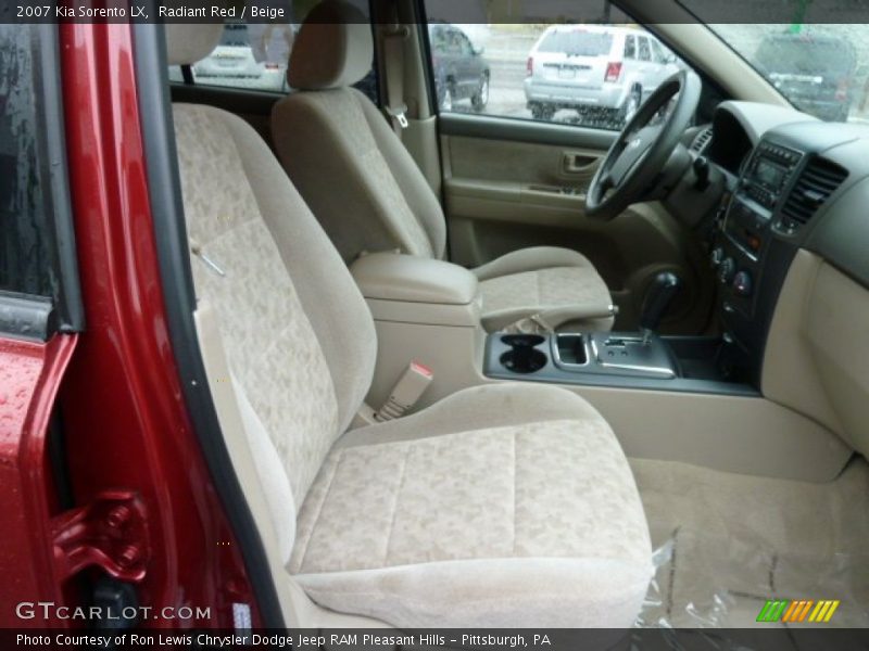 Radiant Red / Beige 2007 Kia Sorento LX